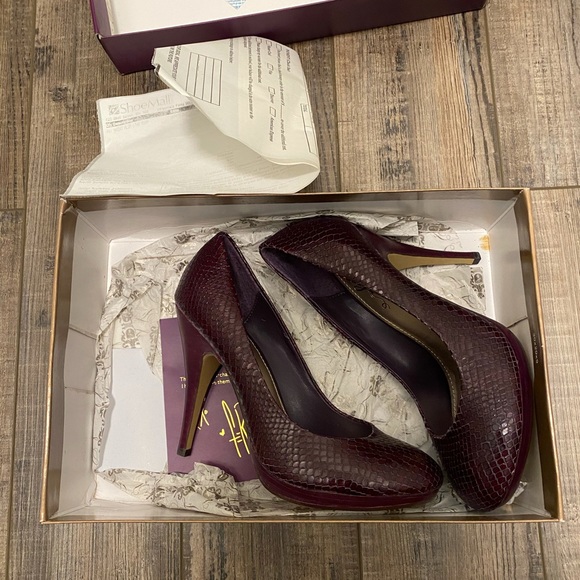 Fergie Nacho Plum Genova’s